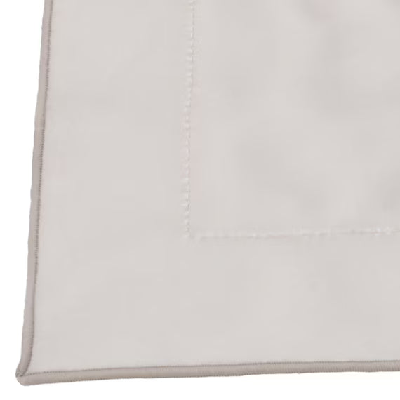 CLOTH TO KEEP COLD AND WARM