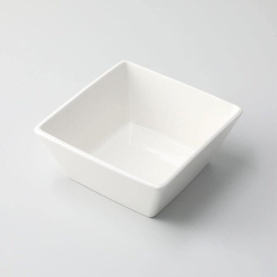 BÁT SỨ VUÔNG TRẮNG A 12CM