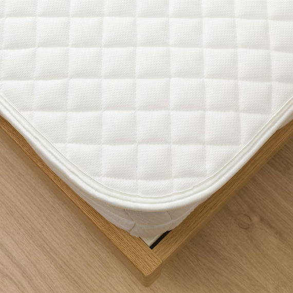 COMFORTABLE TO SLEEP ON MATTRESS PROTECTOR B2307 Q