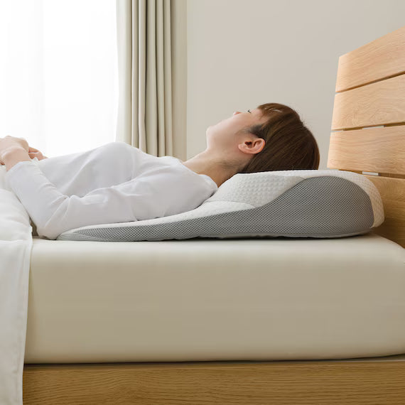 SHOULDER NECK AND BACK SUPPORT PILLOW3 P2425