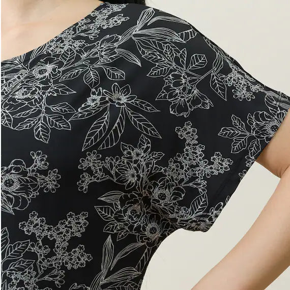 WOMENS SUPER COOL GATHER HOUSE DRESSNE BK LLL