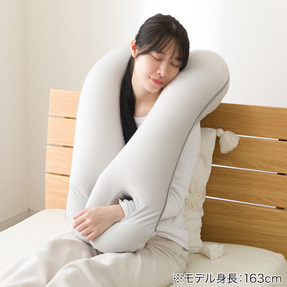 COVER FOR PILLOW2 THAT WRAPS AROUND THE UPPER BODY P2527