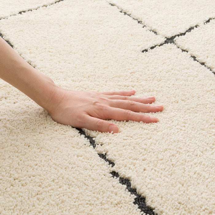 TUFTED RUG 130X185 BE SR003