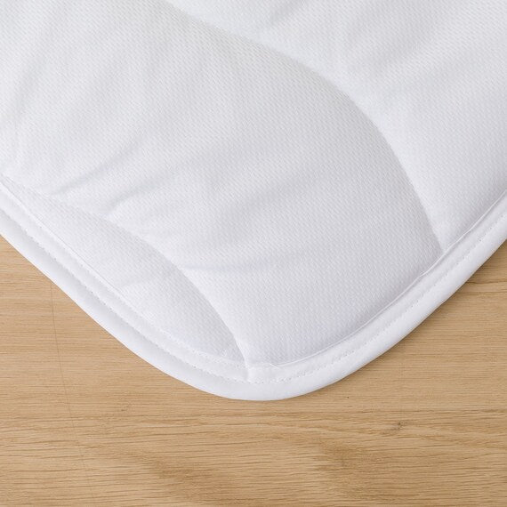 ABSORBENT & QUICK DRYING MATTRESS PAD NF S