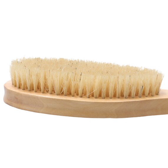 BODY BRUSH WITH WOOD HANDLE WT01